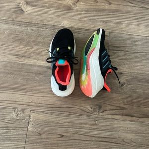 Women’s Adidas Ultraboost 22 Shoes